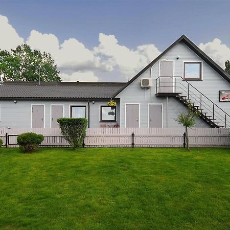 Villa Ene Пярну Экстерьер фото